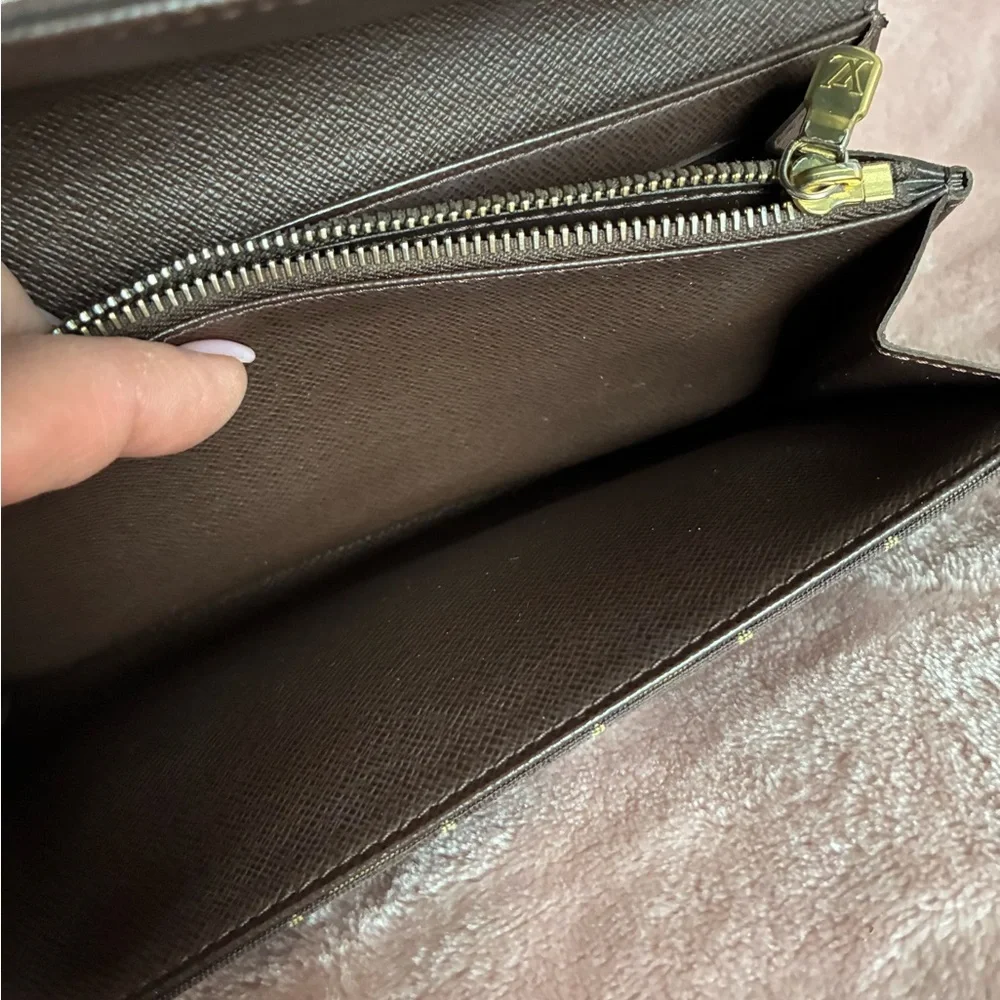 Authentic Louis Vuitton Classic Monogram Brown Denim Wallet ~ Vintage - Picture 7 of 16
